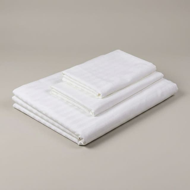 Наволочка "Люкс" сатин, полоса 1/3 см, плотность 135/138 г/м2, Китай