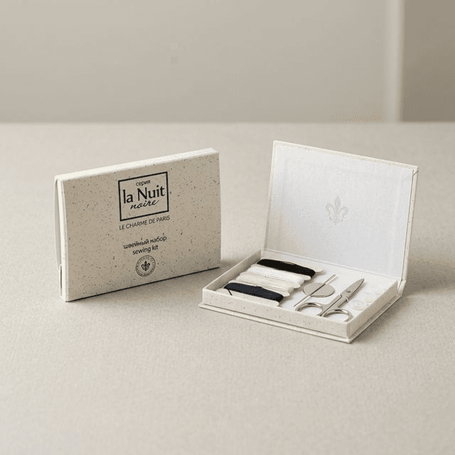 "Серия La Nuit Noire" Швейный набор в картоне