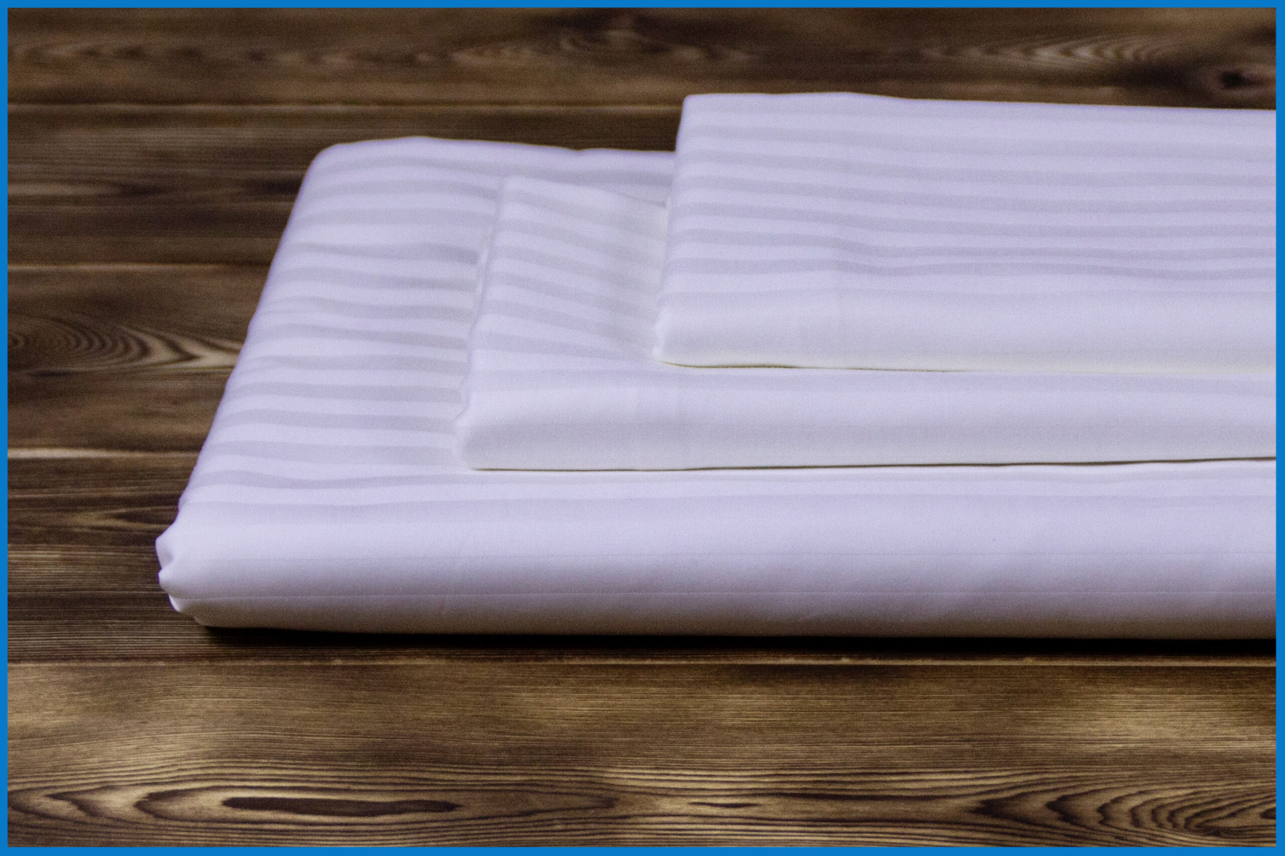 Наволочка "Люкс" сатин, полоса 1/3 см, плотность 135/138 г/м2, Китай